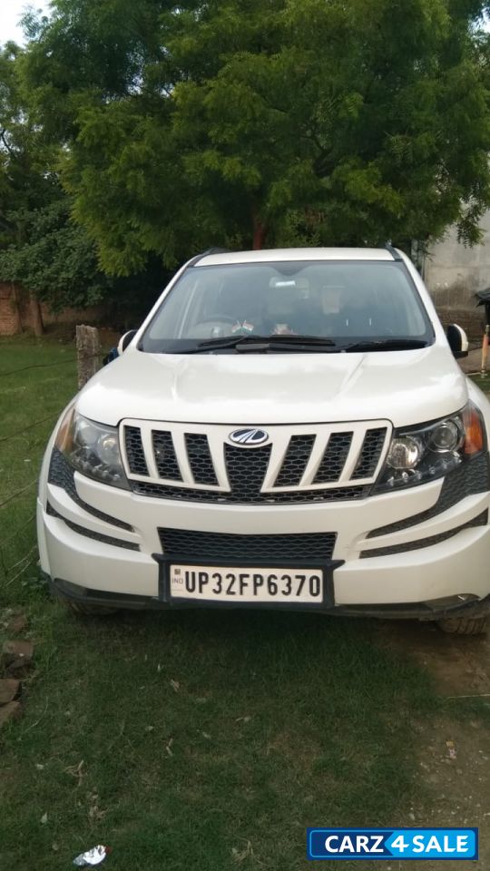 Mahindra XUV 500 w8