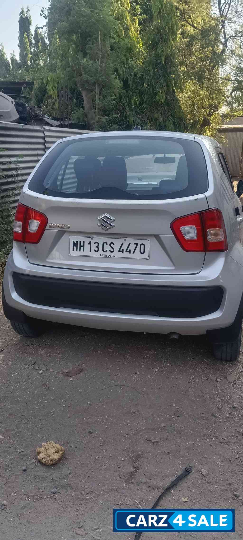 Silver Silky Maruti Suzuki Ignis Delta amt