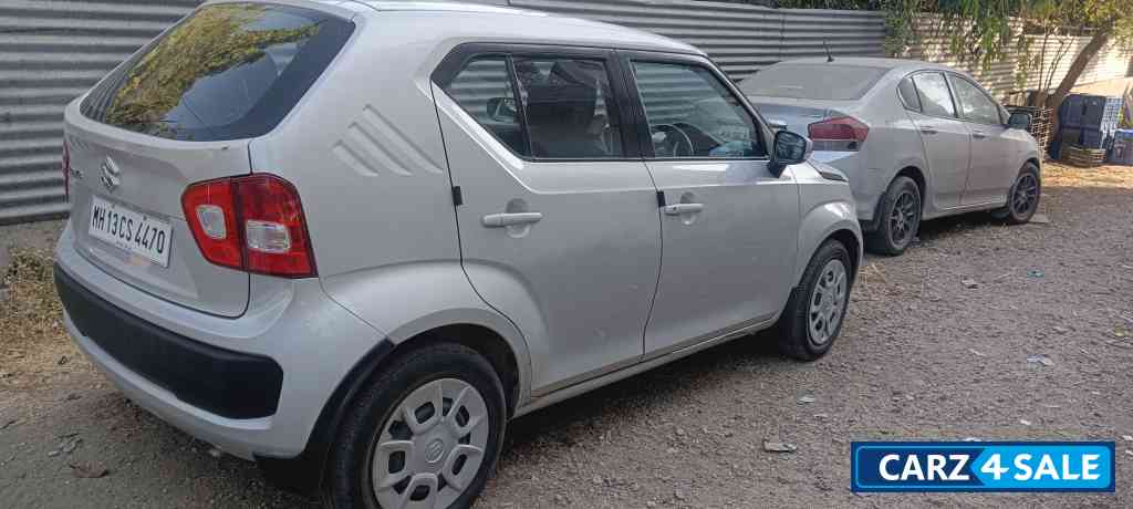 Silver Silky Maruti Suzuki Ignis Delta amt