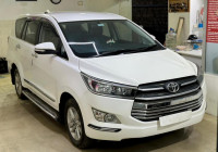 Toyota Innova GX AT