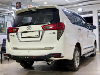 Toyota Innova GX AT