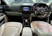 Jeep Compass LIMITED MT