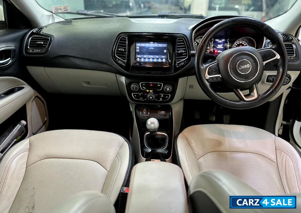 Jeep Compass LIMITED MT Jeep Compass LIMITED MT