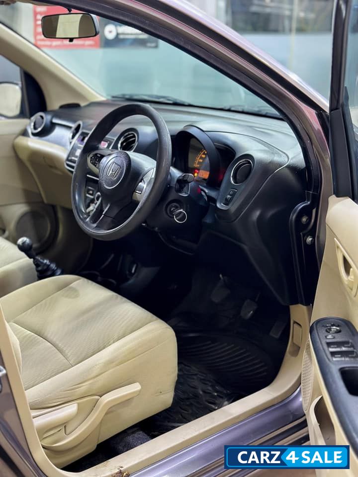 Honda Amaze S MT PETROL Honda Amaze S MT PETROL