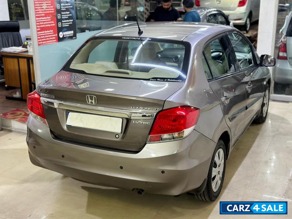 Honda Amaze S MT PETROL Honda Amaze S MT PETROL