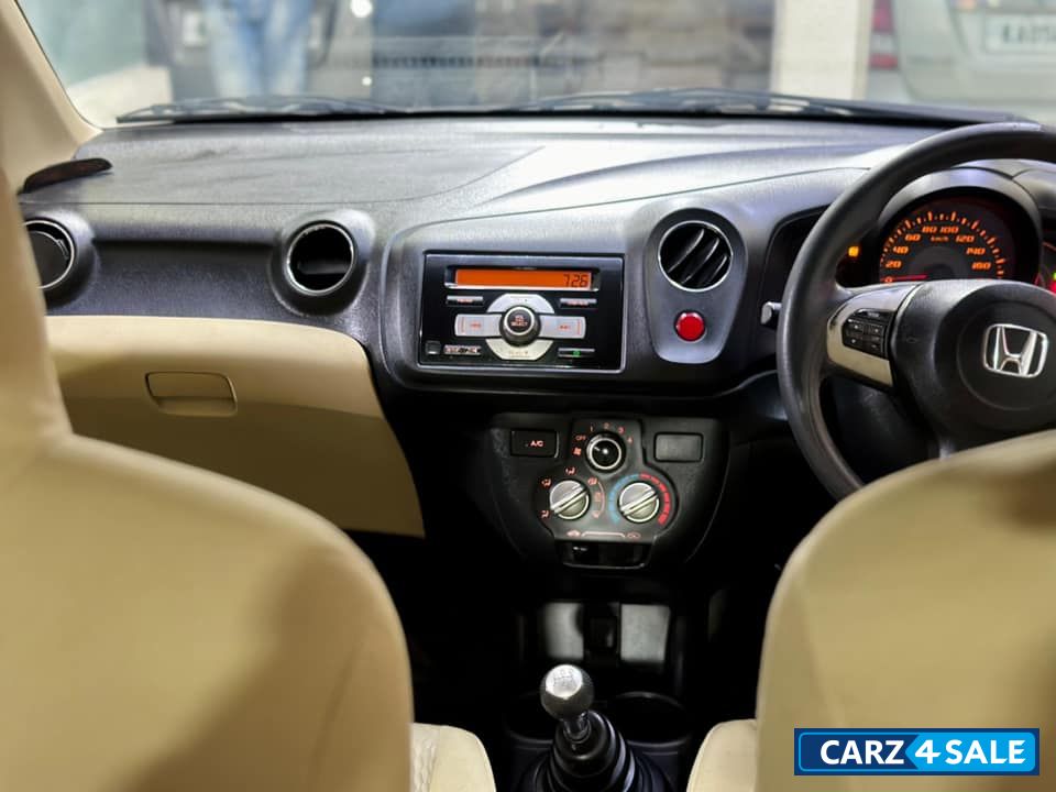 Honda Amaze S MT PETROL Honda Amaze S MT PETROL