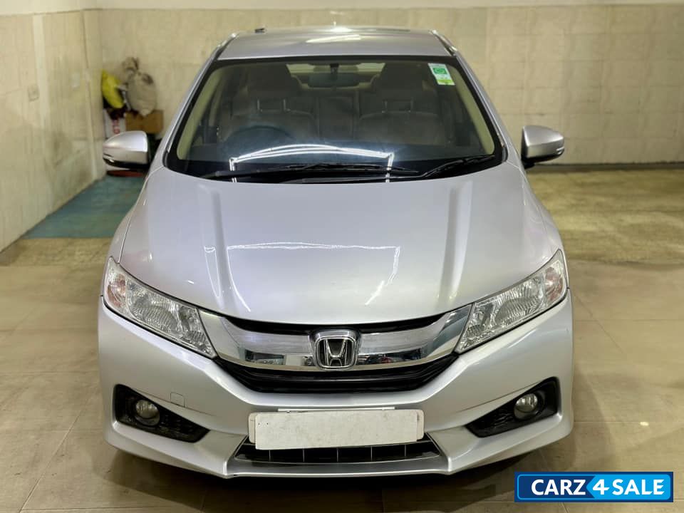 Honda City V iD-TEC MT DIESEL