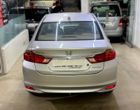 Honda City V iD-TEC MT DIESEL