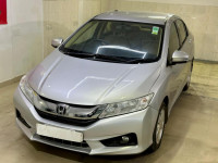 Honda City V iD-TEC MT DIESEL