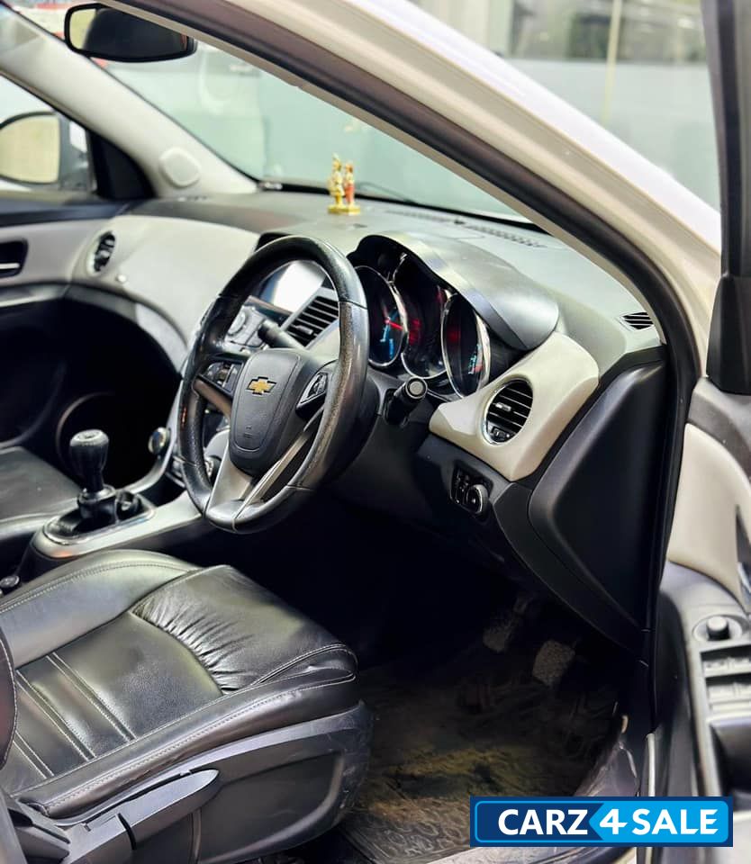 Chevrolet Cruze LTZ MT DIESEL