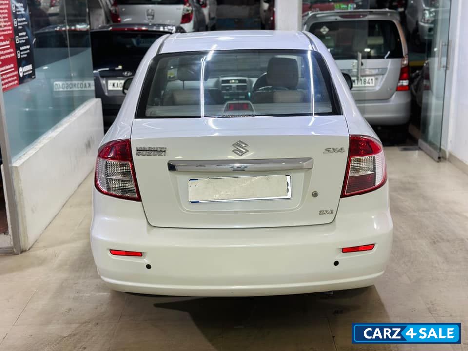 Maruti Suzuki SX4 ZXI MT