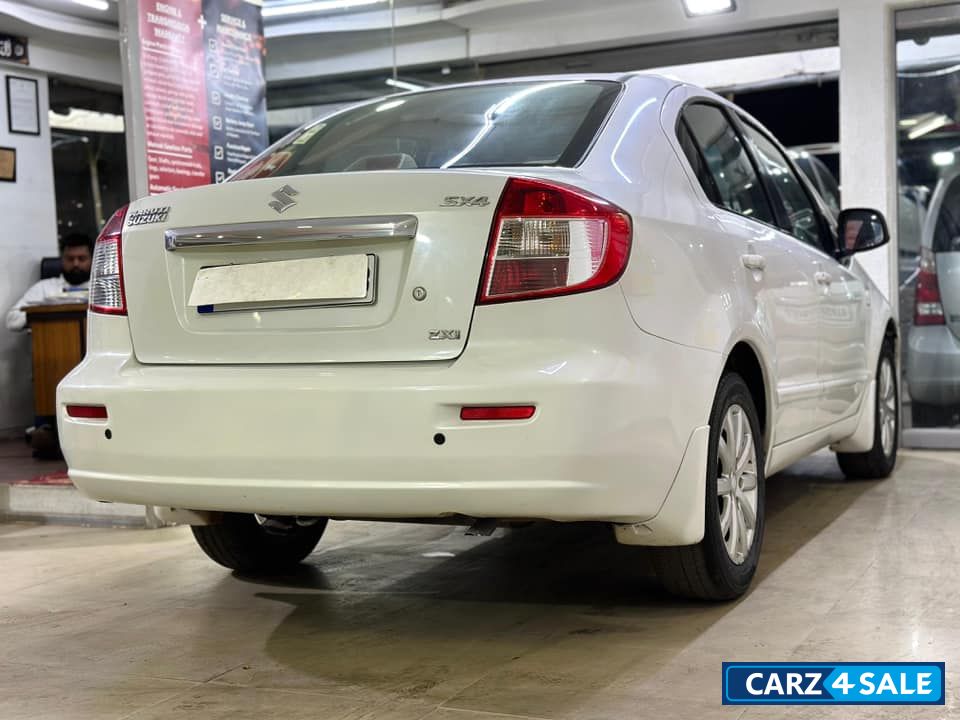 Maruti Suzuki SX4 ZXI MT