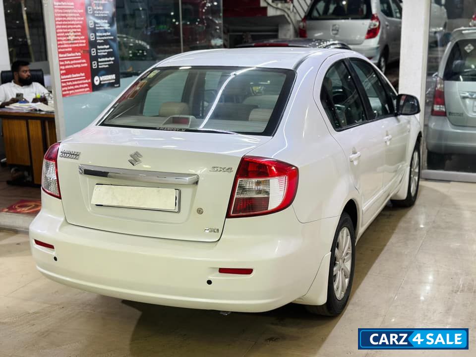 Maruti Suzuki SX4 ZXI MT