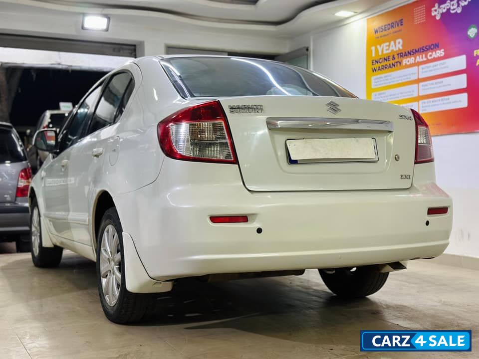 Maruti Suzuki SX4 ZXI MT