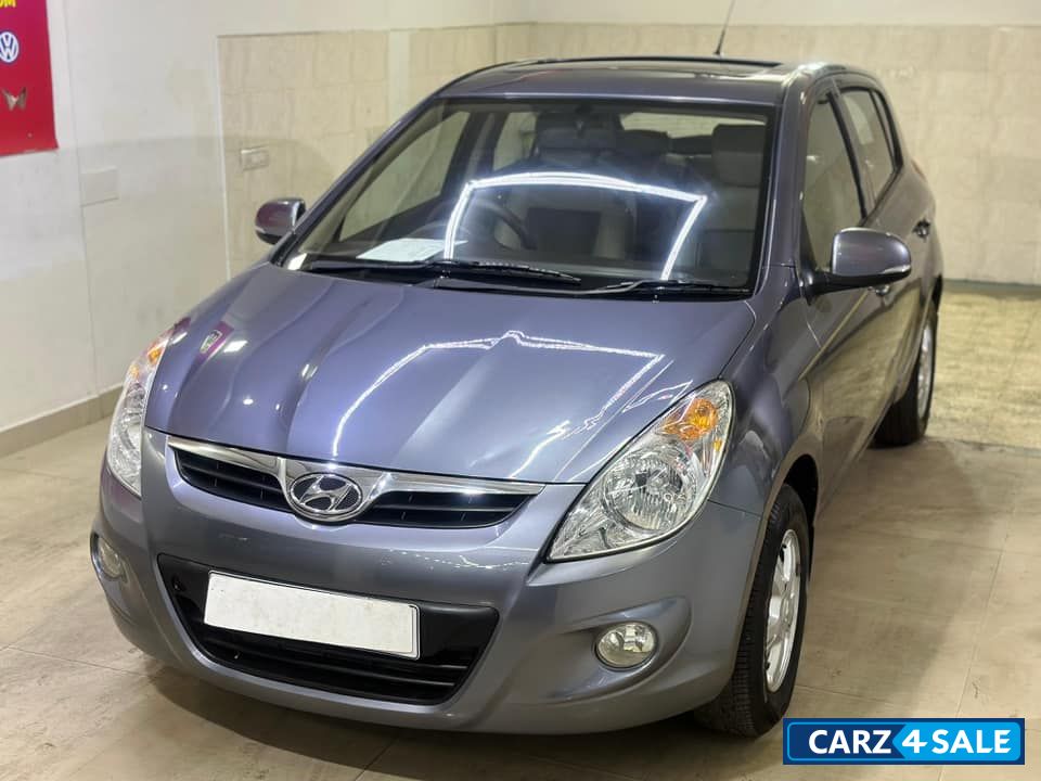 Hyundai i20 ASTA WITH SUNROOF VTVT MT