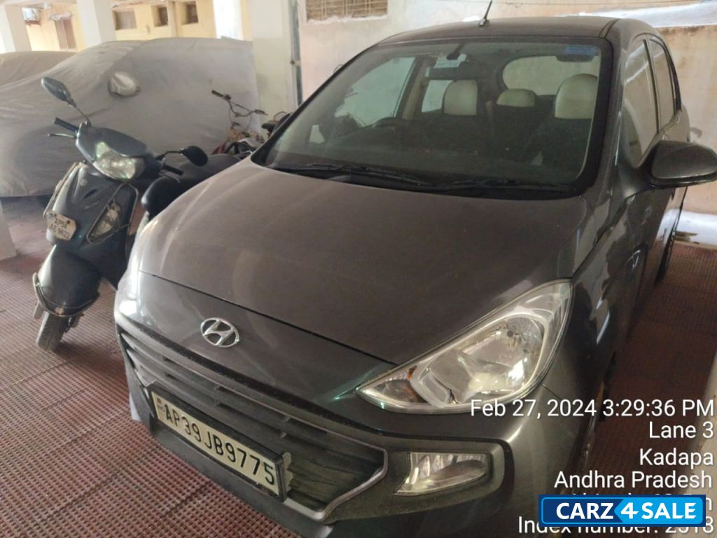 Grey Hyundai Santro ASTA
