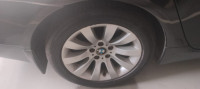 BMW 5-Series 523i