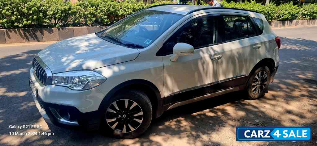 Pearl White Maruti Suzuki S-Cross Zeta Automatic May 2021 Petrol