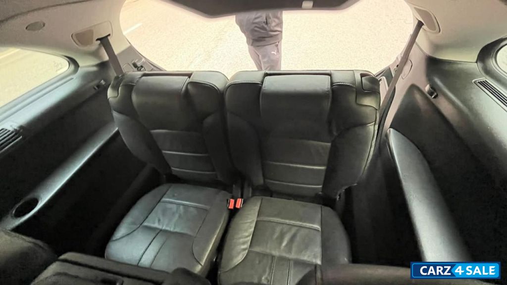 Mercedes-Benz R-Class R350