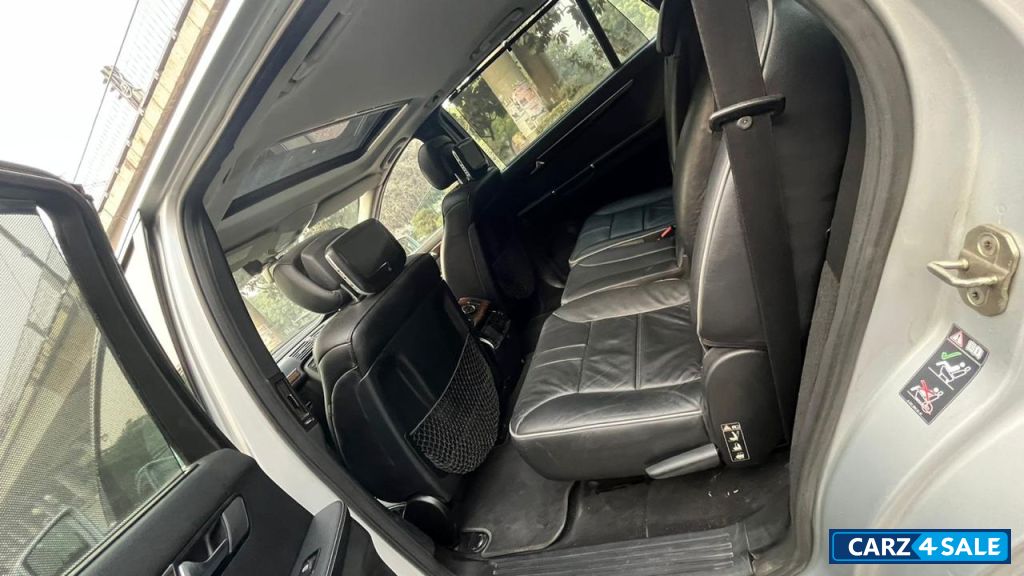 Mercedes-Benz R-Class R350