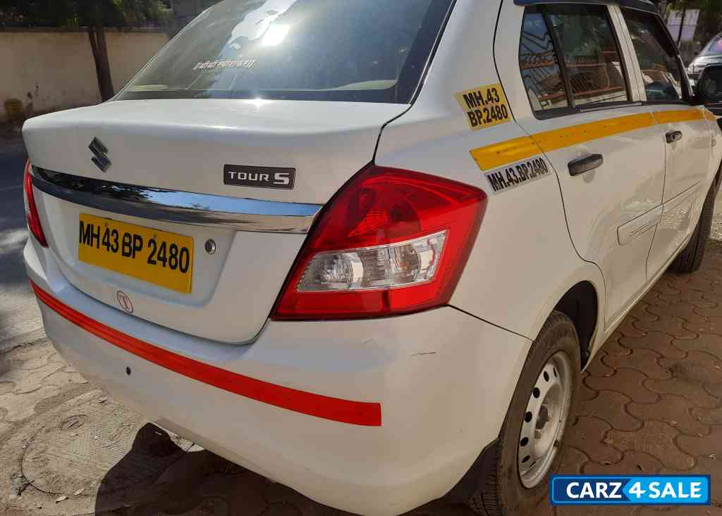 Pearl, Arctic White Maruti Suzuki  Maruti Tour CNG