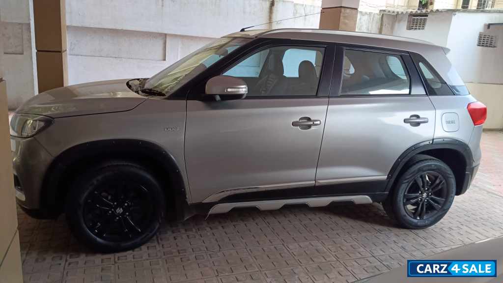 Maruti Suzuki Vitara Brezza ZDI PL AMT