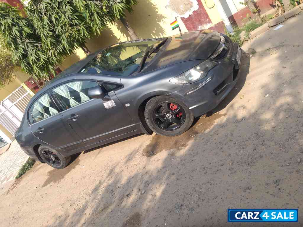 Dark Silver Honda Civic