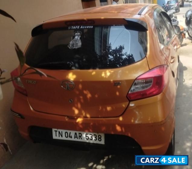 Orange Tata  Tata Tiago xz