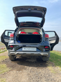 Sterry Black MG Astor Sharp CVT