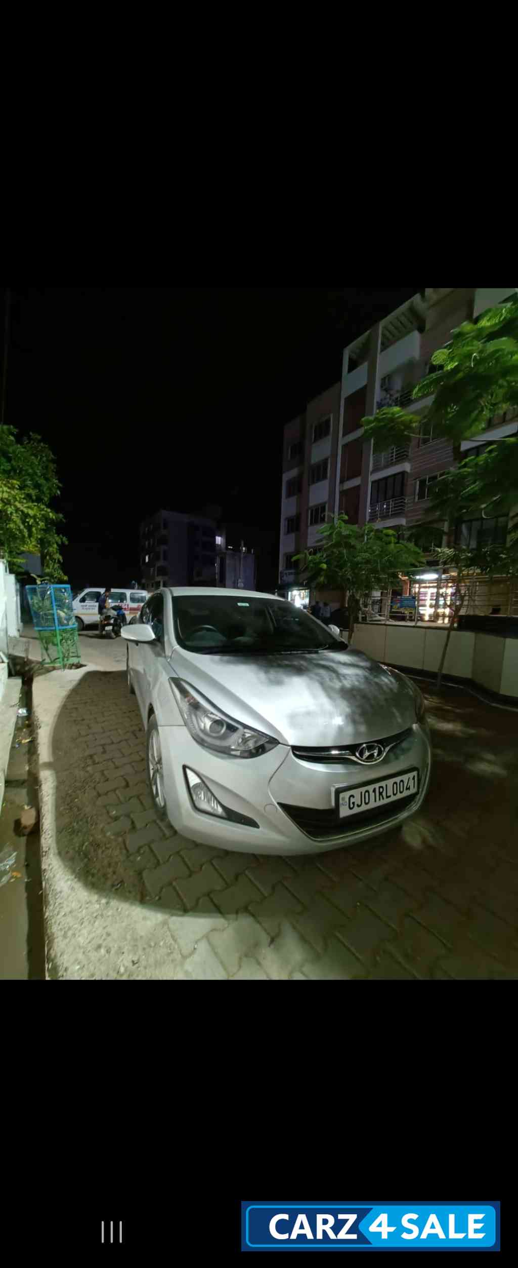 Silver Metallic Hyundai Elantra Sx AT 1.6