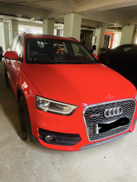 Audi Q3 Audi Q3 35 TDI Premium + Sunroof