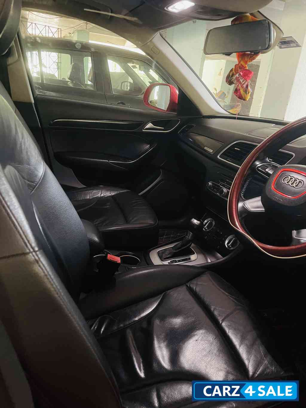 Audi Q3 Audi Q3 35 TDI Premium + Sunroof