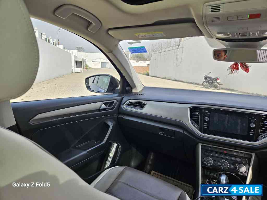 Ravenna Blue Volkswagen T-Roc 2020 1.5 tsi Ravenna Blue Volkswagen T-Roc 2020 1.5 tsi