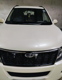 White Mahindra XUV 500 W4 1.99