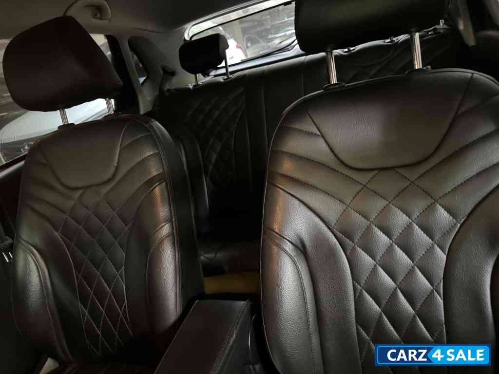 Grey Volkswagen Polo Comfortline 1.2 petrol