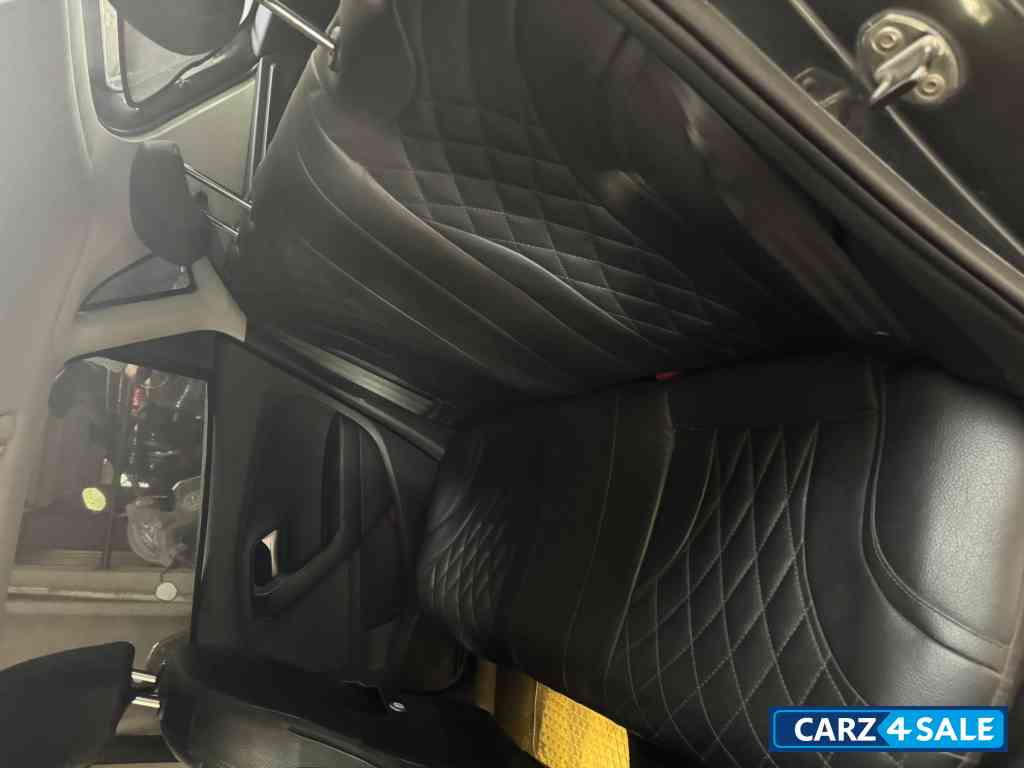 Grey Volkswagen Polo Comfortline 1.2 petrol