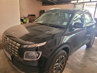 Black Hyundai Venue Sx