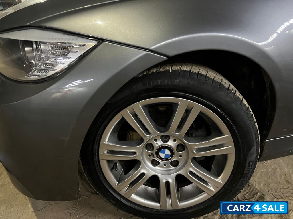 BMW 3-Series HR26BU5148