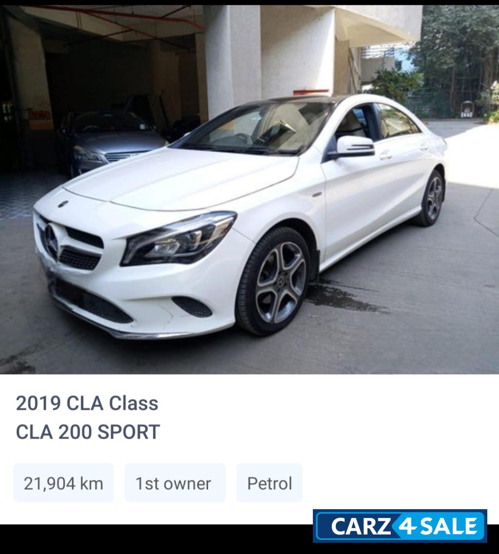 White Mercedes-Benz CLA 200 sport