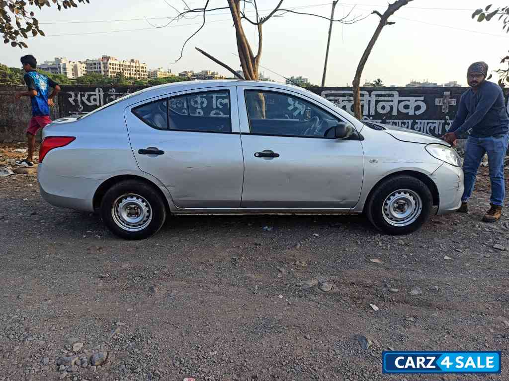 Nissan Sunny XE Petrol