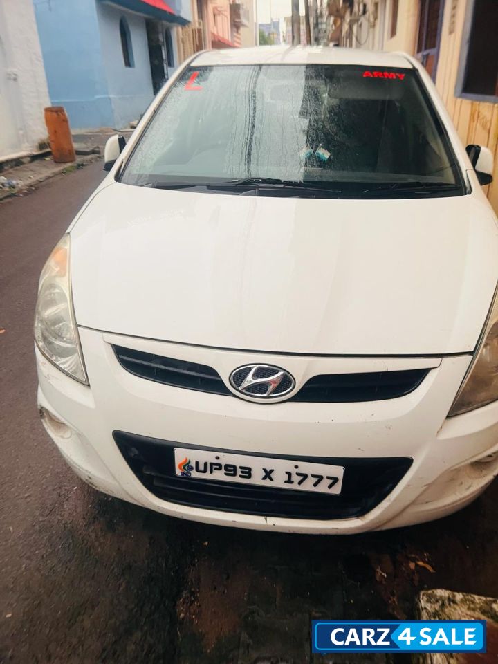 Hyundai i20 Megna