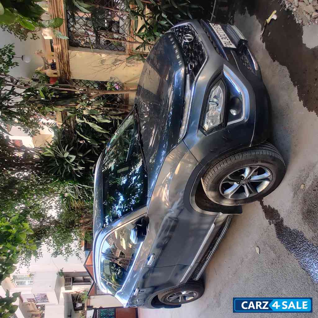 Tata Harrier XT Tata Harrier XT