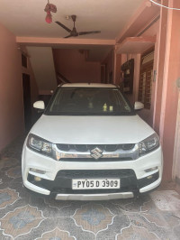 White Maruti Suzuki Vitara Brezza ZDi