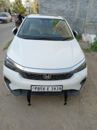 Platinum White P Honda City MMC RDE ZX MT(I-VTEC)
