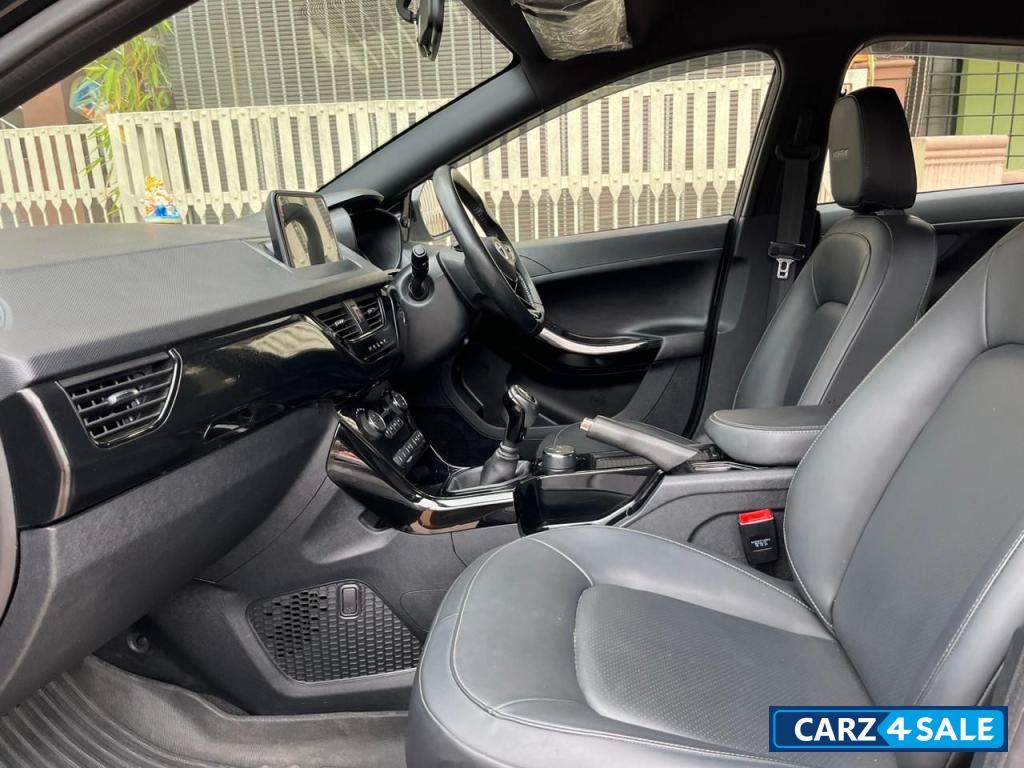 Black Tata Nexon Dark Edition