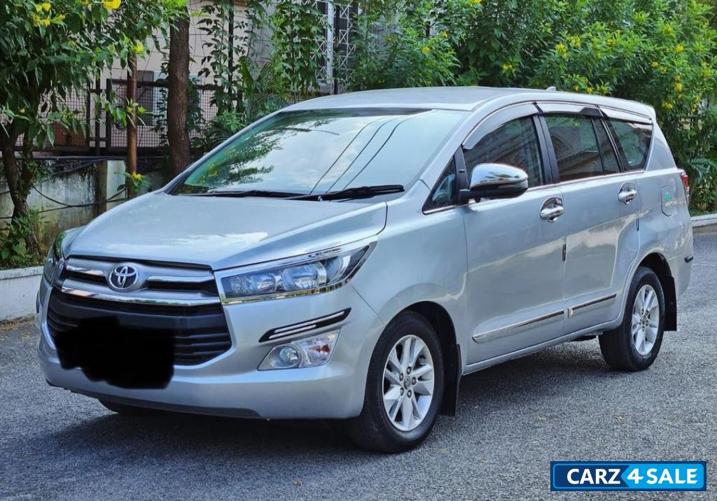 Toyota Innova