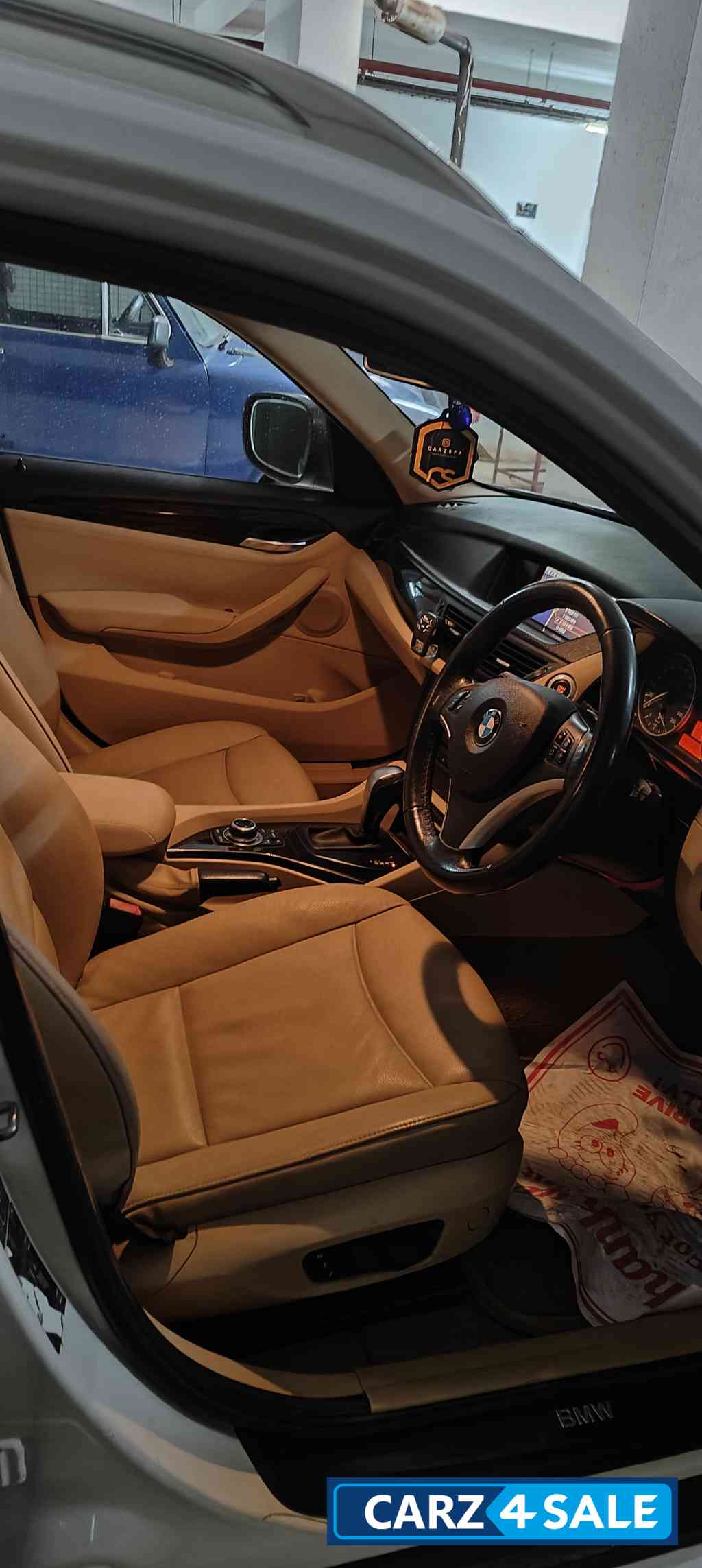 White BMW X1 2d sports exclusive White BMW X1 2d sports exclusive