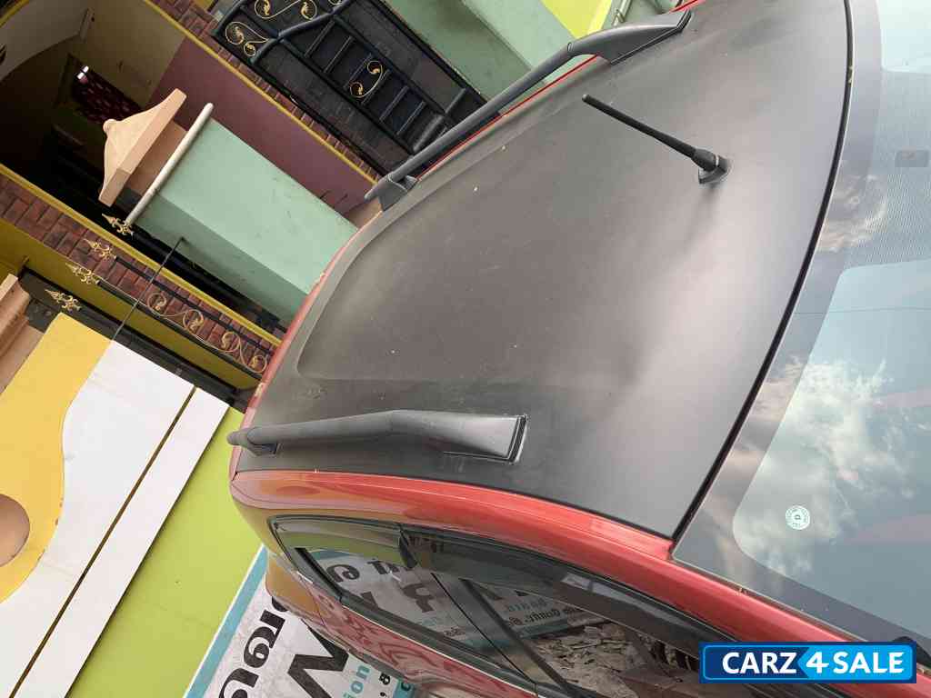 Fiery Red Renault Kwid Rxl