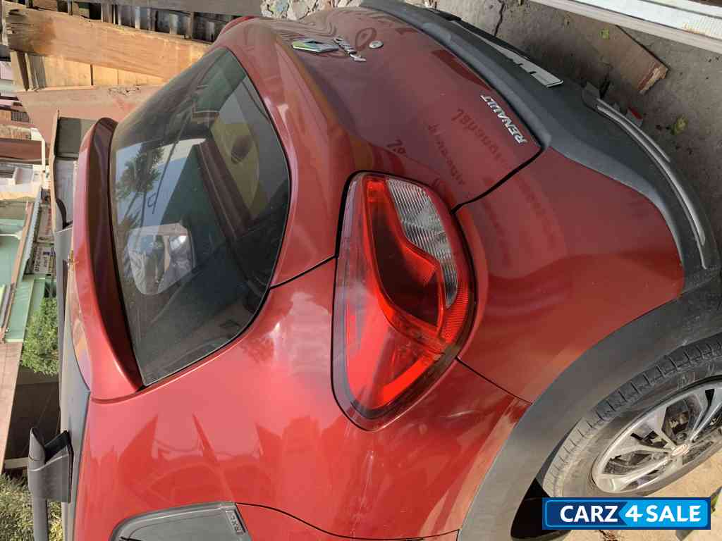 Fiery Red Renault Kwid Rxl