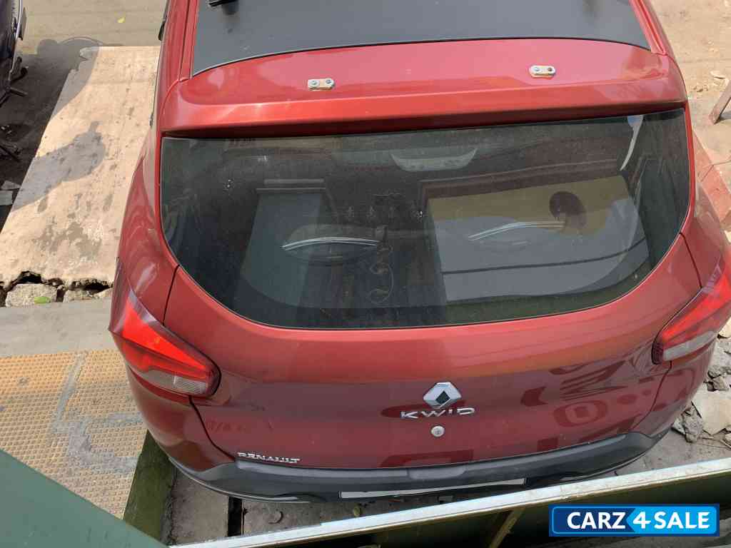 Fiery Red Renault Kwid Rxl